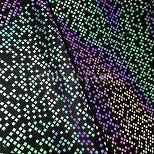 炫彩印花小方格新半岛官方端网站