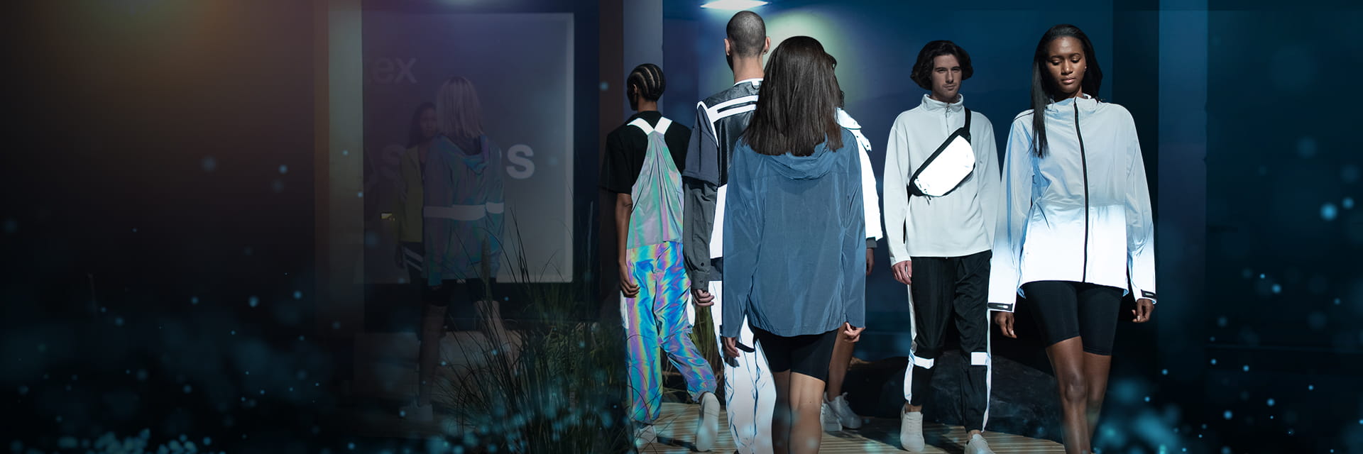 星华新材面料大身新半岛官方端网站舞台服装面料