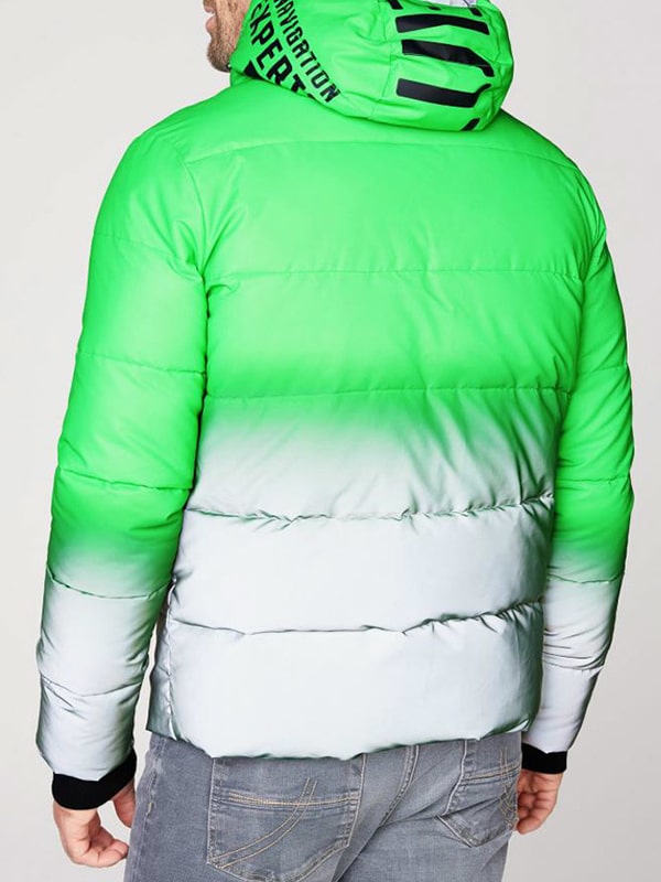 渐变反光羽绒服装